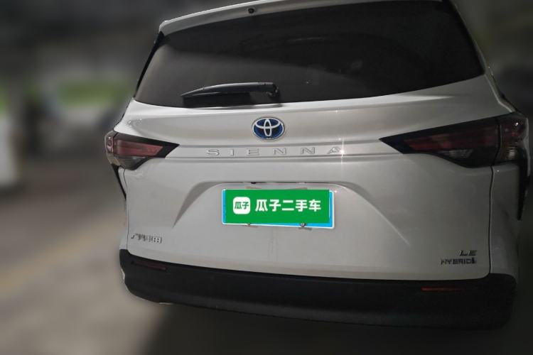 Used Toyota SIENNA 2023 2.5L Hybrid Comfort Edition Rear