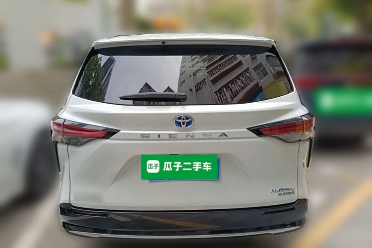 Used Toyota SIENNA 2023 2.5L Hybrid Platinum Edition Rear