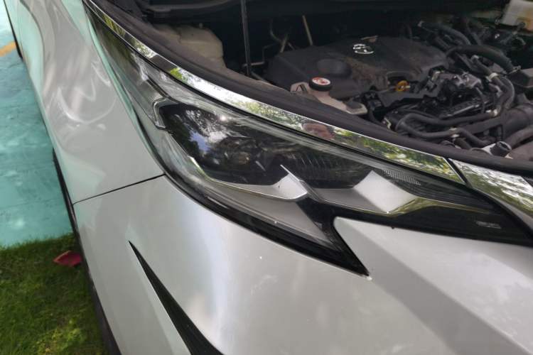 Used Toyota SIENNA 2023 2.5L Hybrid Comfort Edition Right Front Headlight