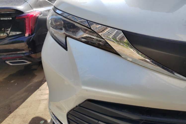 Used Toyota SIENNA 2023 2.5L Hybrid Comfort Edition Right Front Headlight