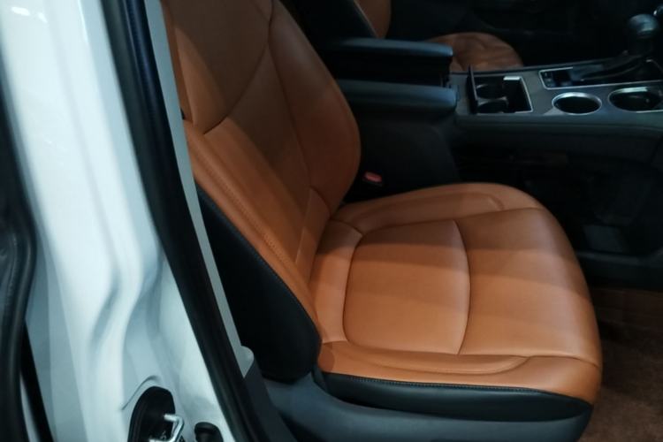 Used Toyota SIENNA 2023 2.5L Hybrid Comfort Edition Right Front Seat