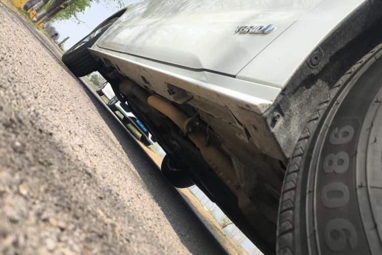 Used Toyota SIENNA 2023 2.5L Hybrid Comfort Edition Right Side Sill