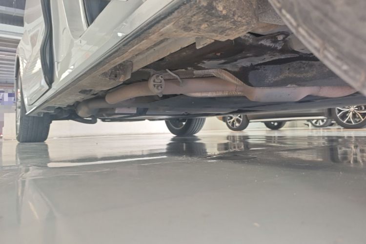 Used Toyota SIENNA 2023 2.5L Hybrid Deluxe Edition Right Side Sill