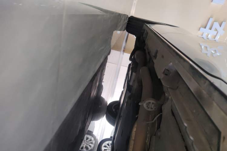 Used Toyota SIENNA 2023 2.5L Hybrid Luxury Edition Right Side Sill