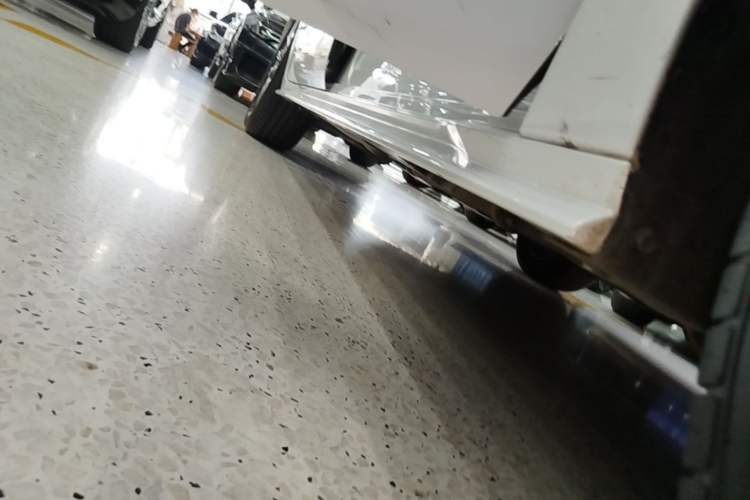 Used Toyota SIENNA 2023 2.5L Hybrid Comfort Edition Right Side Sill