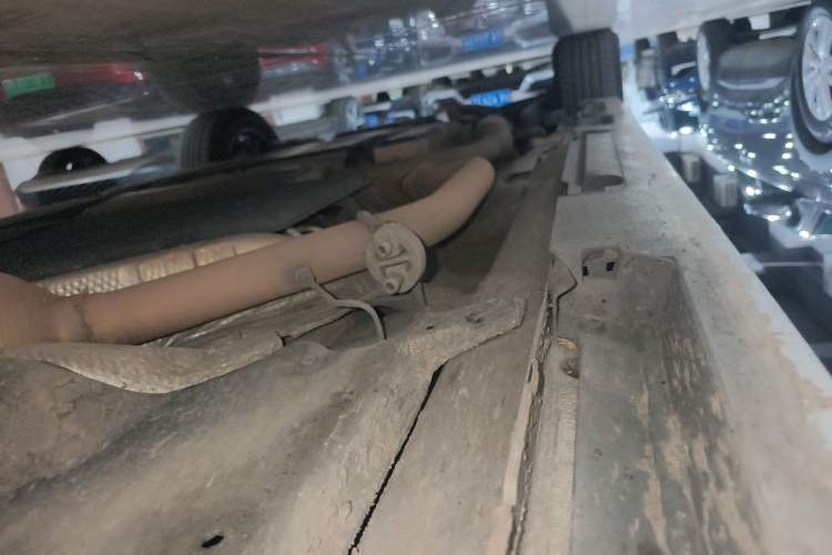 Used Toyota SIENNA 2023 2.5L Hybrid Comfort Edition Right Side Sill