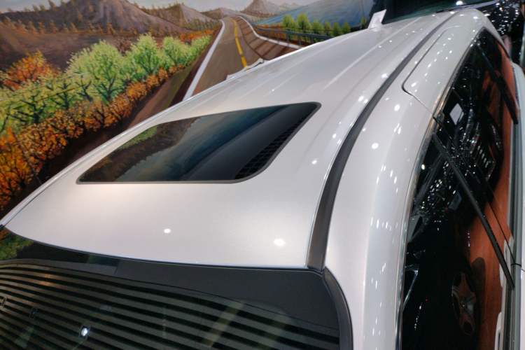 Used Toyota SIENNA 2023 2.5L Hybrid Deluxe Edition Roof