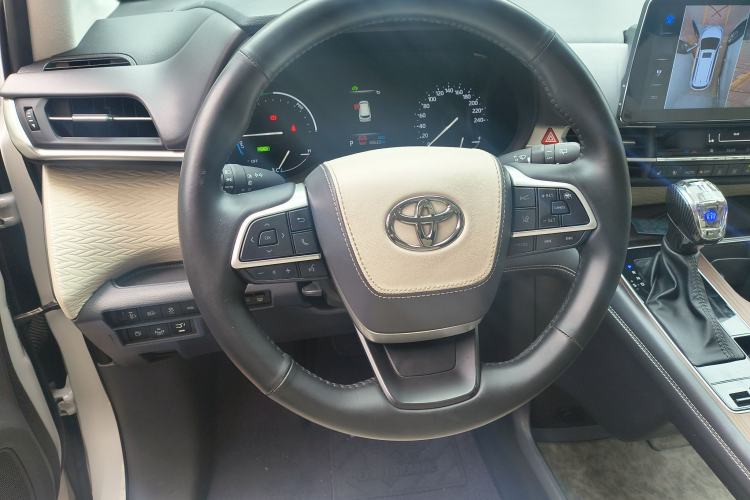 Used Toyota SIENNA 2023 2.5L Hybrid Comfort Edition Steering Wheel