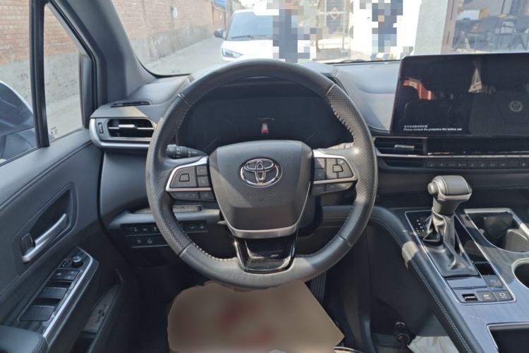 Used Toyota SIENNA 2023 2.5L Hybrid Deluxe Edition Steering Wheel