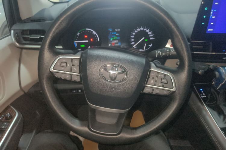 Used Toyota SIENNA 2023 2.5L Hybrid Comfort Edition Steering Wheel