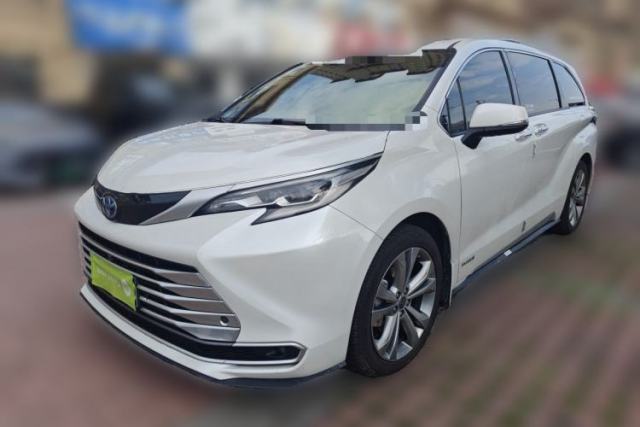 Used Toyota SIENNA 2023 2.5L Hybrid Platinum Edition