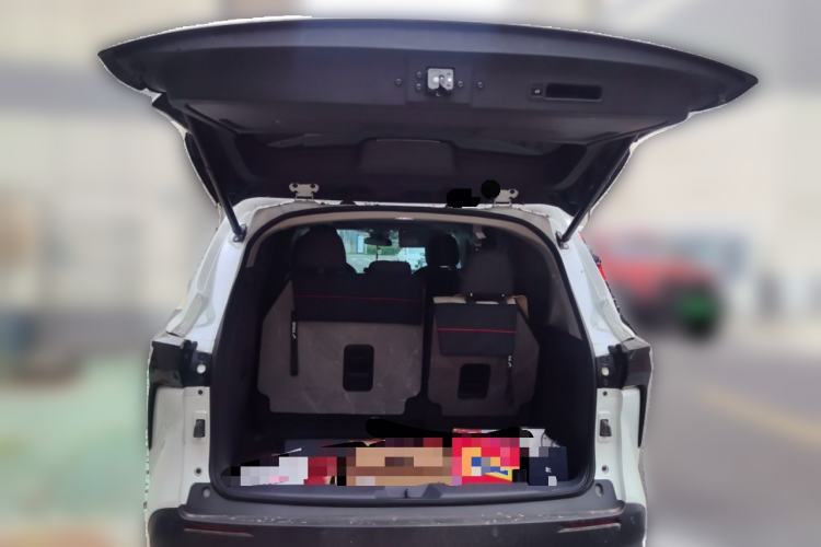 Used Toyota SIENNA 2023 2.5L Hybrid Comfort Edition Trunk