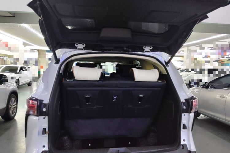 Used Toyota SIENNA 2023 2.5L Hybrid Comfort Edition Trunk