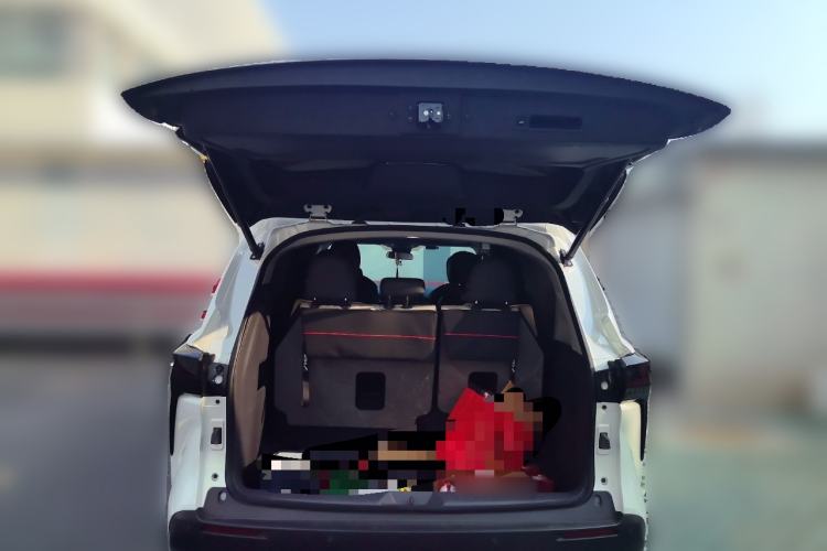 Used Toyota SIENNA 2023 2.5L Hybrid Comfort Edition Trunk