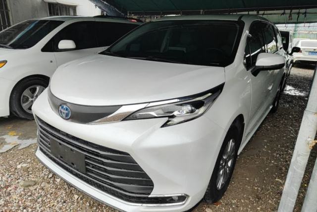 Used Toyota SIENNA 2023 2.5L Hybrid Comfort Edition