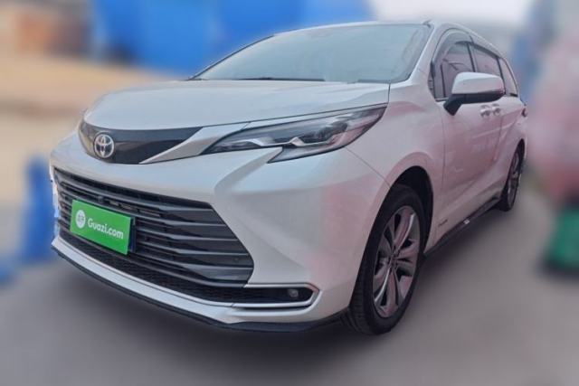 Used Toyota SIENNA 2023 2.5L Hybrid Ultimate Edition