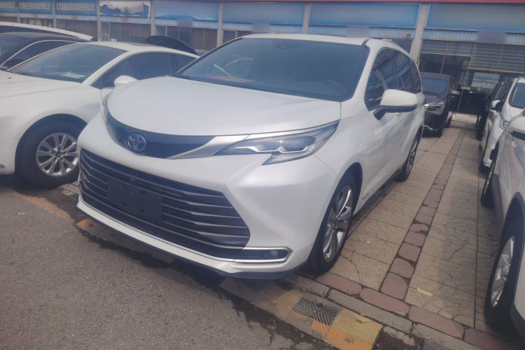 Used Toyota SIENNA 2023 2.5L Hybrid Deluxe Edition Guazi used car, China used car export, Used car for sale, Used  cars, Cheapest cars for sale