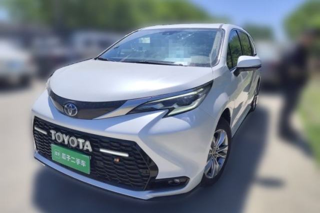 Used Toyota SIENNA 2023 2.5L Hybrid Comfort Edition