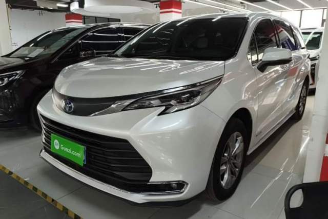Used Toyota SIENNA 2023 2.5L Hybrid Comfort Edition