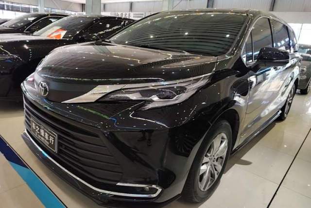 Used Toyota SIENNA 2024 2.5L Hybrid Comfort Edition
