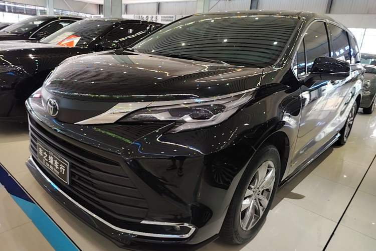 Used Toyota SIENNA 2024 2.5L Hybrid Comfort Edition Guazi used car, China used car export, Used car for sale, Used  cars, Cheapest cars for sale