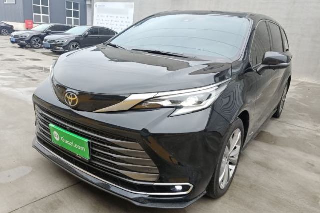 Used Toyota SIENNA 2024 2.5L Hybrid Luxury Edition