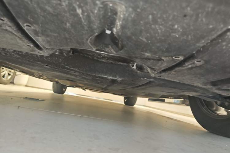 Used Toyota SIENNA 2024 2.5L Hybrid Four-Wheel Drive Prestige Edition Chassis Front