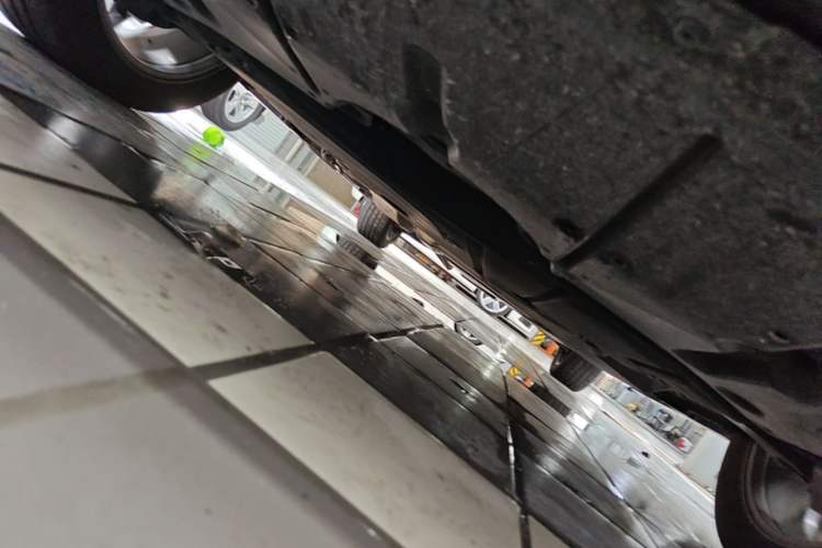 Used Toyota SIENNA 2024 2.5L Hybrid Prestige Deluxe Edition Chassis Front
