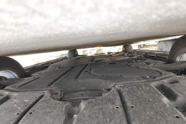 Used Toyota SIENNA 2024 2.5L Hybrid Comfort Edition Chassis Front