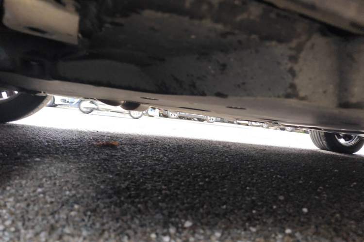 Used Toyota SIENNA 2024 2.5L Hybrid Comfort Edition Chassis Front Left