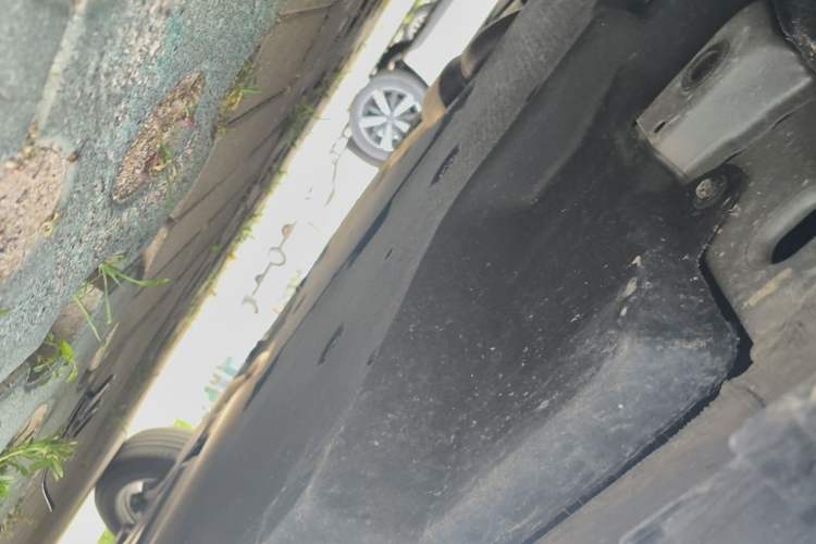 Used Toyota SIENNA 2024 2.5L Hybrid Comfort Edition Chassis Front Left