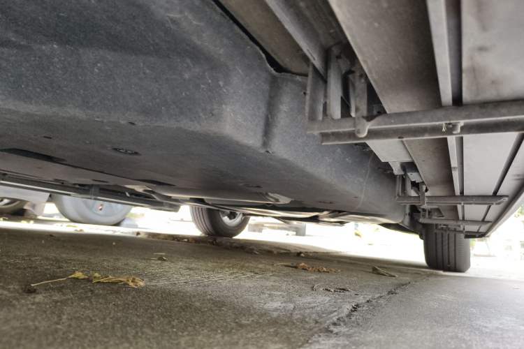 Used Toyota SIENNA 2024 2.5L Hybrid Comfort Edition Chassis Front Left