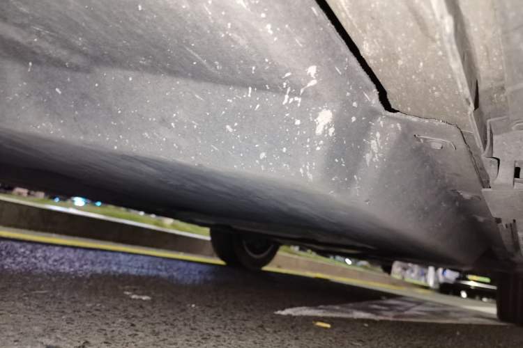 Used Toyota SIENNA 2024 2.5L Hybrid Luxury Edition Chassis Front Left