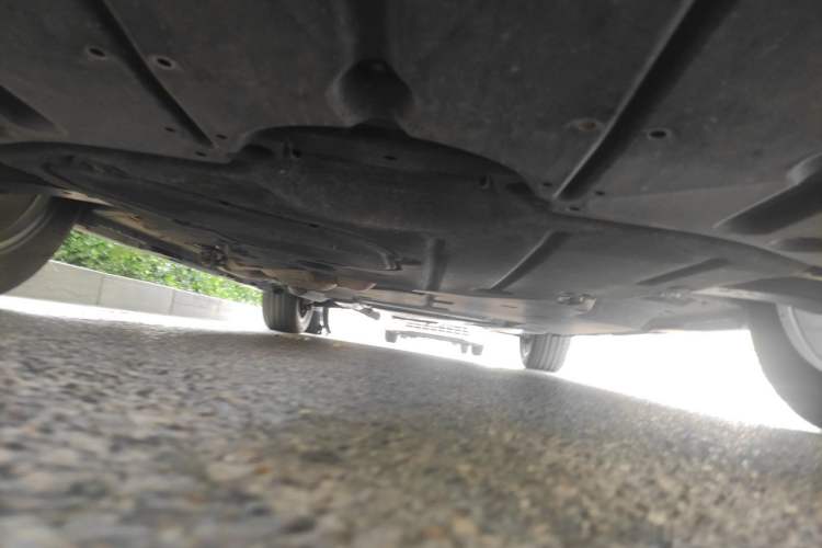 Used Toyota SIENNA 2024 2.5L Hybrid Prestige Deluxe Edition Chassis Front