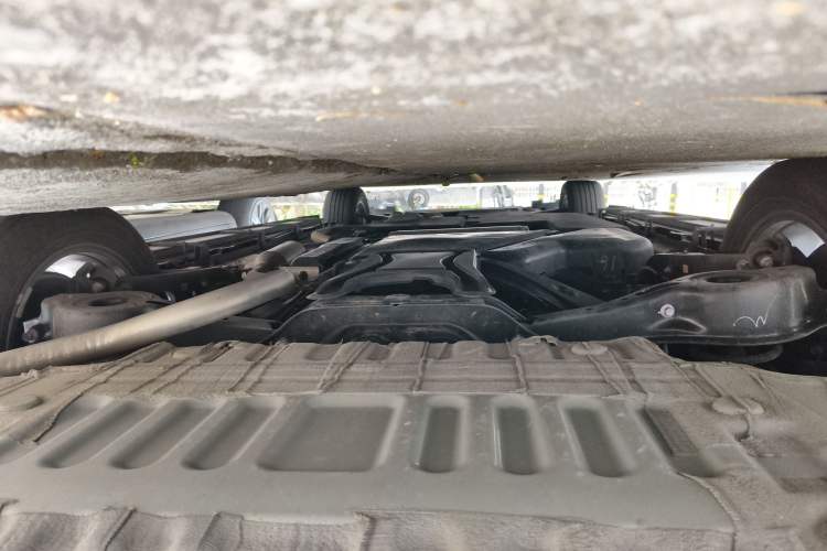 Used Toyota SIENNA 2024 2.5L Hybrid Comfort Edition Chassis Rear