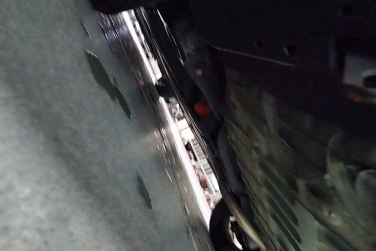 Used Toyota SIENNA 2024 2.5L Hybrid Four-Wheel Drive Prestige Edition Chassis Rear Left