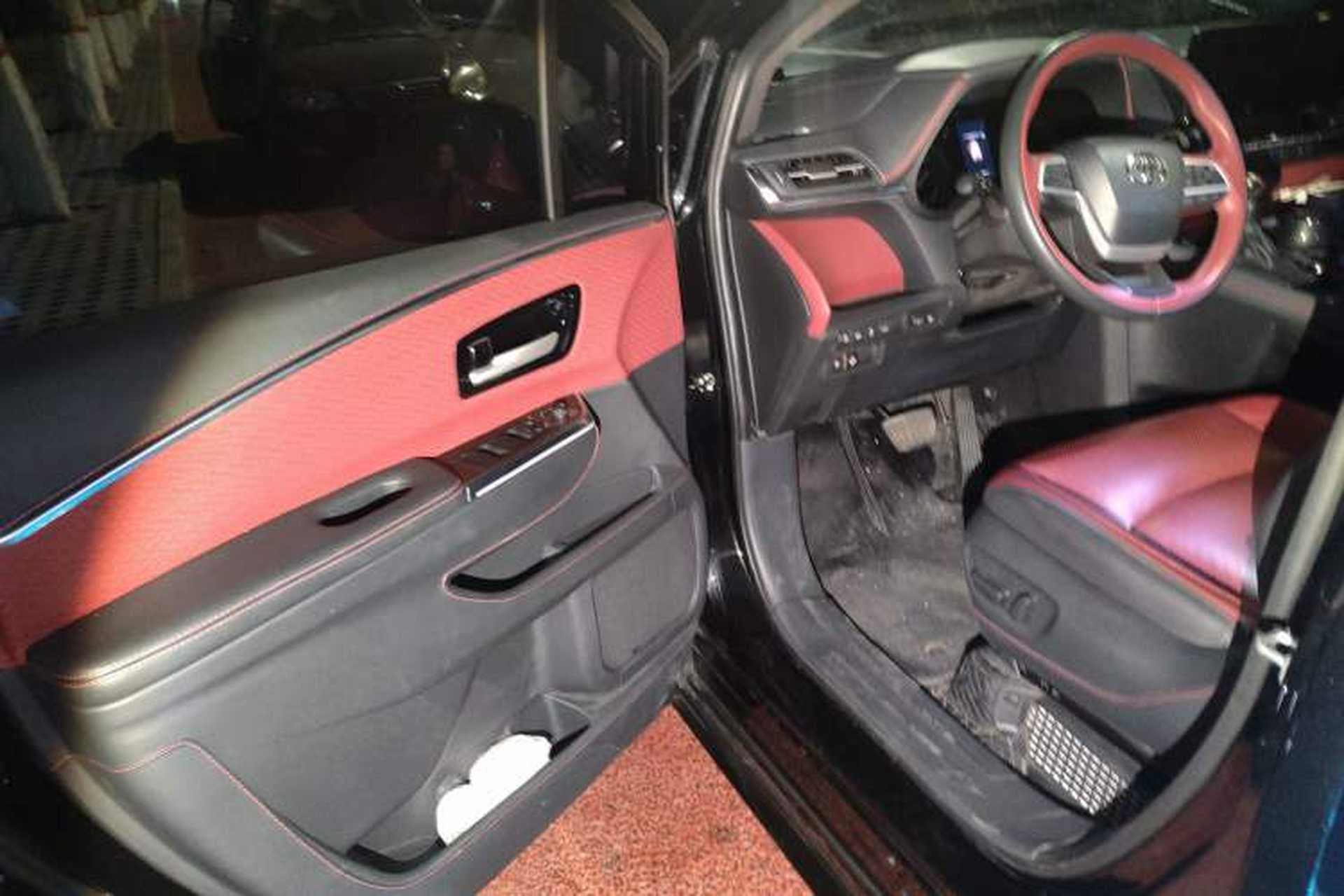Used Toyota SIENNA  Driver Seat