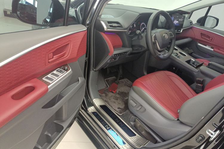 Used Toyota SIENNA 2024 2.5L Hybrid Comfort Edition Driver Seat