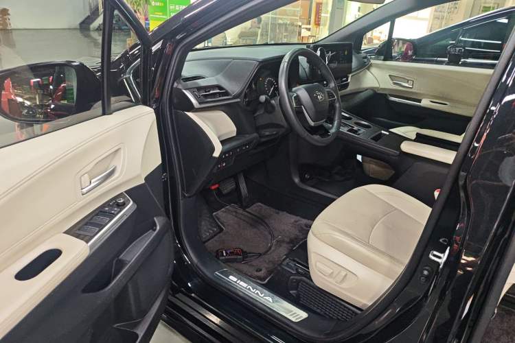 Used Toyota SIENNA 2024 2.5L Hybrid Four-Wheel Drive Prestige Edition Driver Seat
