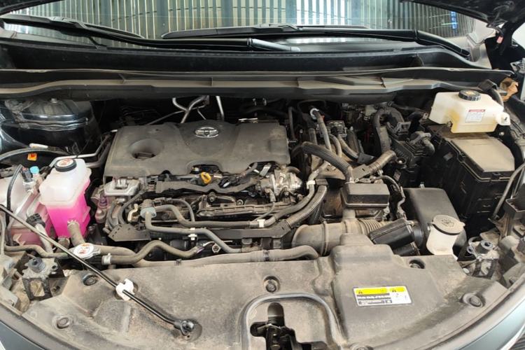 Used Toyota SIENNA 2024 2.5L Hybrid Comfort Edition Engine Bay
