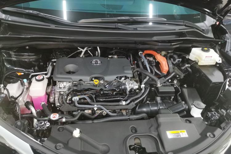 Used Toyota SIENNA 2024 2.5L Hybrid Four-Wheel Drive Prestige Edition Engine Bay