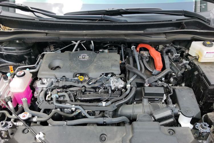 Used Toyota SIENNA 2024 2.5L Hybrid Four-Wheel Drive Prestige Edition Engine Bay