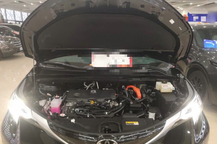 Used Toyota SIENNA 2024 2.5L Hybrid Four-Wheel Drive Prestige Edition Engine Bay