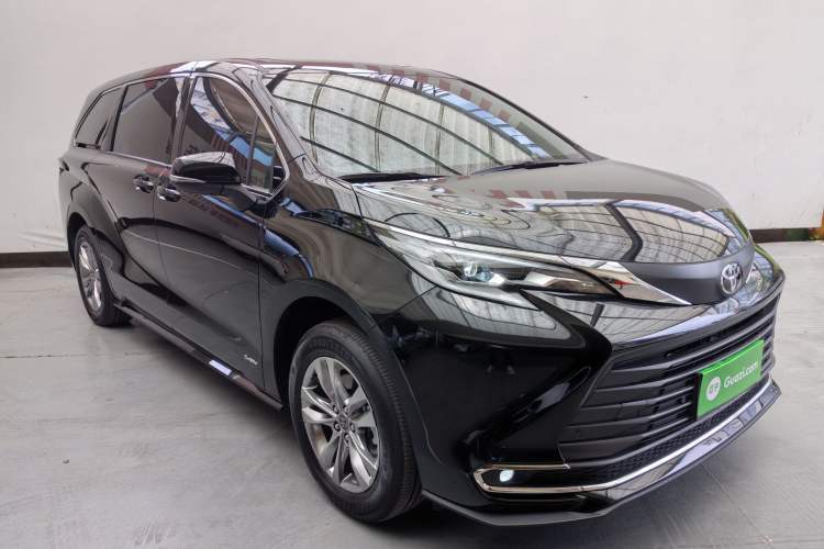 Used Toyota SIENNA 2024 2.5L Hybrid Comfort Edition Exterior 1