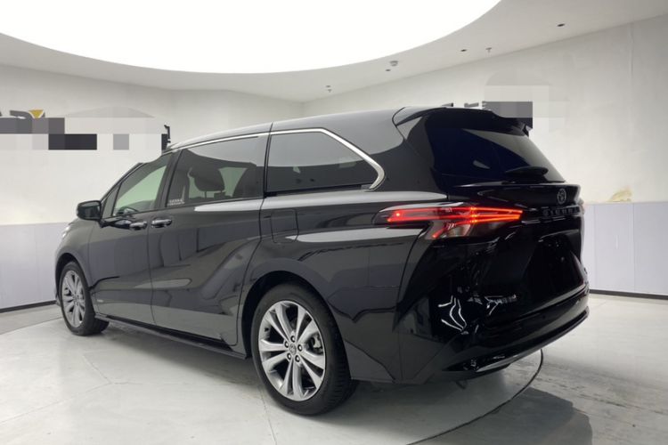 Used Toyota SIENNA 2024 2.5L Hybrid Prestige Deluxe Edition Exterior 3
