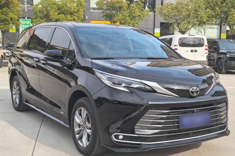 Used Toyota SIENNA 2024 2.5L Hybrid Four-Wheel Drive Prestige Edition Exterior 5
