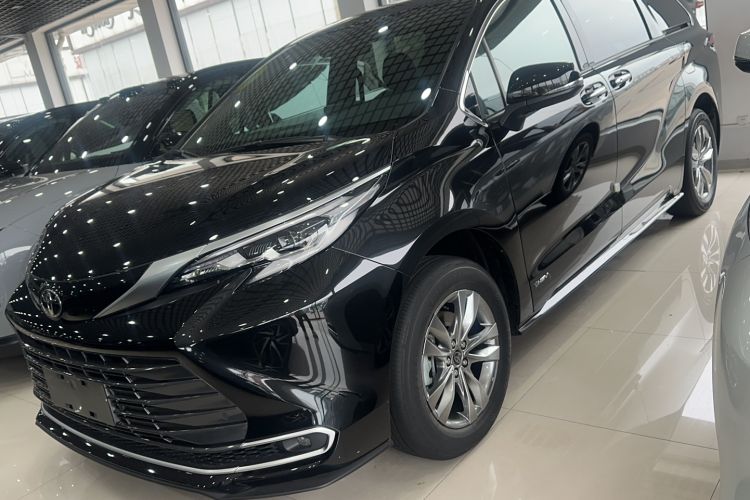 Used Toyota SIENNA 2024 2.5L Hybrid Four-Wheel Drive Luxury Edition Exterior 5
