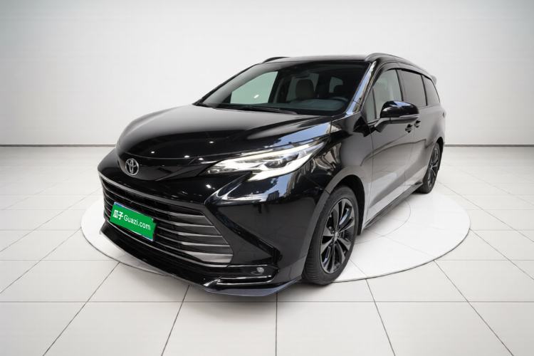 Toyota SIENNA 2024 2.5L Hybrid Luxury Edition - Premium