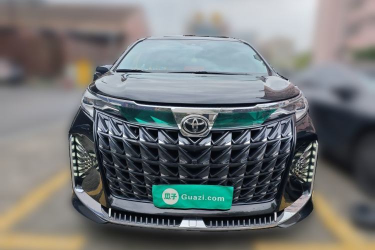 Used Toyota SIENNA 2024 2.5L Hybrid Comfort Edition Front