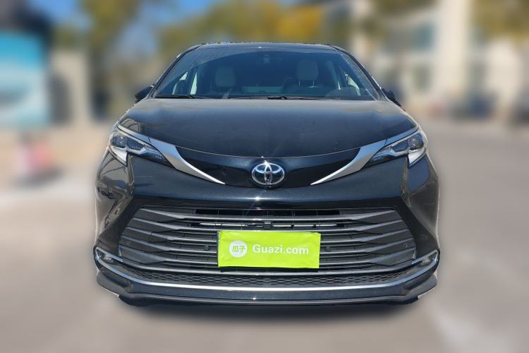 Used Toyota SIENNA 2024 2.5L Hybrid Four-Wheel Drive Prestige Edition Front